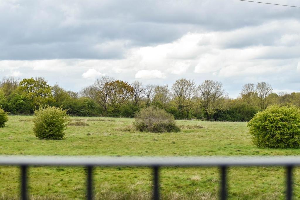 شقة The Lookout At Cloatley Meadow Hankerton المظهر الخارجي الصورة