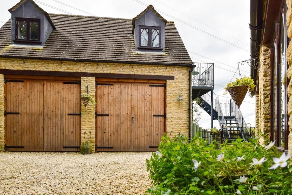 شقة The Lookout At Cloatley Meadow Hankerton المظهر الخارجي الصورة